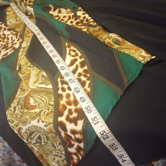 Shein curve animal print and Paisley black color block button down shi… - Picture 6 of 10